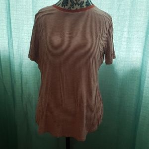Orange&white striped tee!